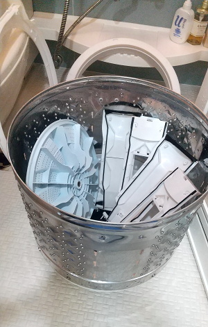 洗濯槽の取り外し分解洗浄イメージ